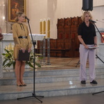 Pani dyrektor  i nauczyciele SP 17  prowadzące  festiwal.JPG